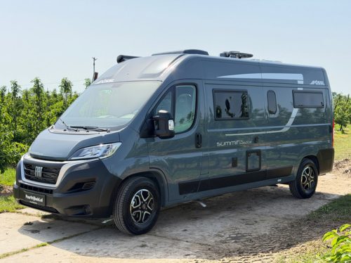 P&ouml;ssl Summit 600 LR Automatic/Solar/Towbar/TV and satellite dish photo: 4