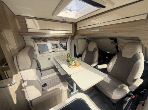 Karmann dexter 625 automatic 150 hp camper van length beds air conditioning leather awning tow bar alloy wheels 16 inch remis pleated blinds photo: 12