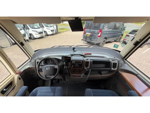 Hymer B 674 SL NL Wohnmobil ( NAP ) Foto: 15
