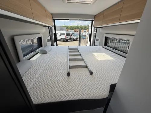 Adria Twin 640 SGX 60 Years Edition Foto: 6