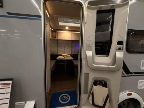 Knaus Sport Platinum 420 QD Platinum+1500KG+Boden Foto: 3