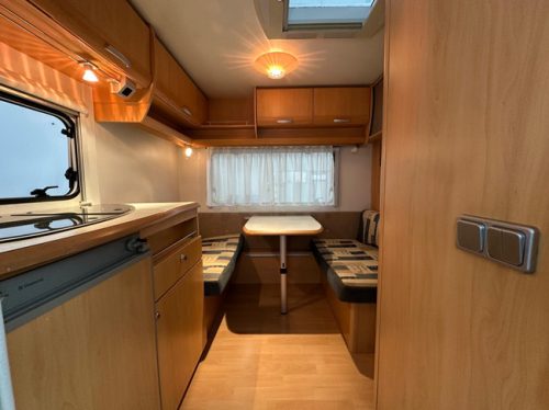 Beyerland Sprinter 390 FB Foto: 4