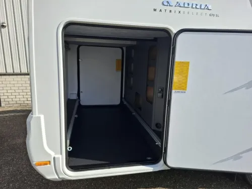 Adria Matrix Select 670 SL 2027 aut Markise 180PS 5 Sitzpl&auml;tze Foto: 7