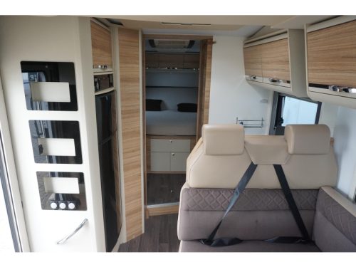 Adria Matrix Platinum 670 SC 5th seat / Roof air conditioning photo: 9