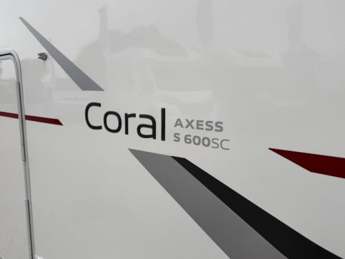 Adria Coral S 600 SC Levelsysteem  foto: 4