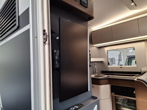 Adria Coral Supreme MB 670 SL Level airco alde  foto: 14