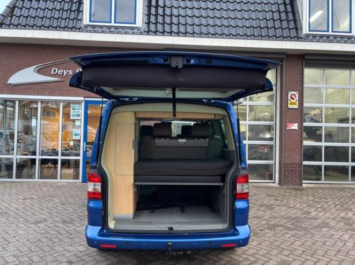 Volkswagen California 2.5 TDI Buscamper | Techniquement en tr&egrave;s bon &eacute;tat ! | Climatisation | Navigation Pioneer | Si&egrave;ges chauffants | Capteurs de stationnement | Etc. photo : 4