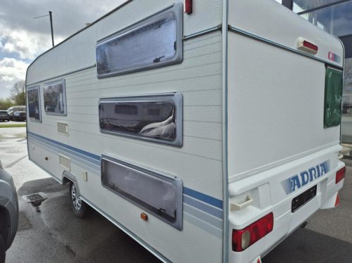 Adria ALTEA 502DT 3 berths triple bunk bed & awning 1st owner photo: 1