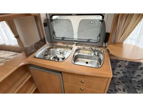 Chateau Calista 450 FHU French bed dinette toilet photo: 6