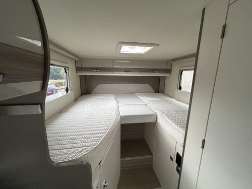 B&uuml;rstner Travel Van T 620 G  photo: 11