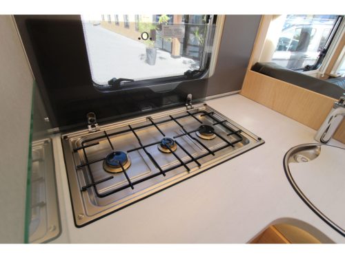Hymer BMC-I 600 Single beds + Pop-top roof  photo: 21
