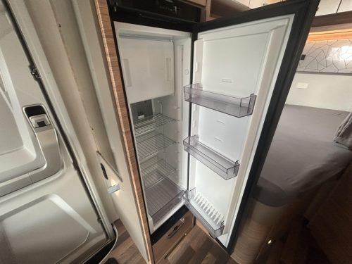 Weinsberg CaraSuite MF Franz&ouml;sisches Bett, Airco 230 Foto: 9