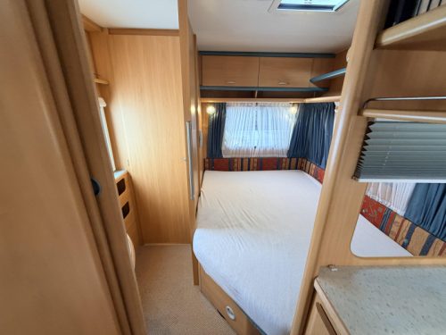 Dethleffs Summer Edition 450 Mover, French bed awning photo: 5