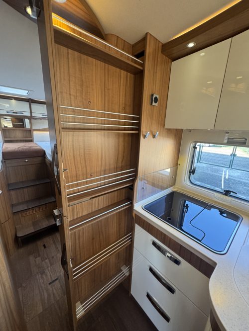 Hymer B680 Starline photo: 12