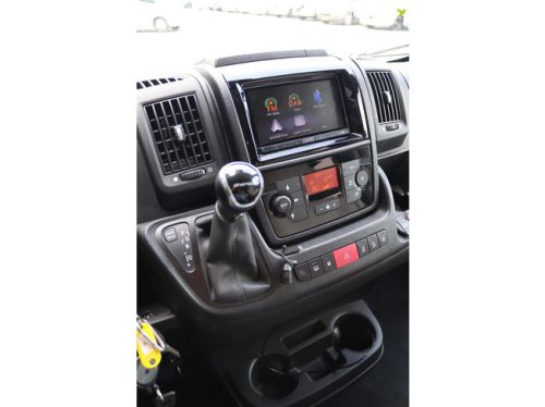 P&ouml;ssl Trenta 640 180hp Automatic | Single beds | Swing bike rack | Roof air conditioning | Zenec Multimedia system | Construct lock | Awning | photo: 23