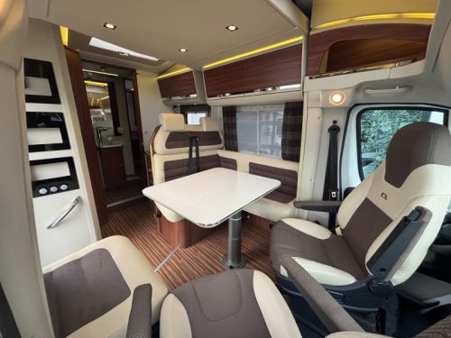 Adria Matrix M 670 SBC full options, French bed photo: 10