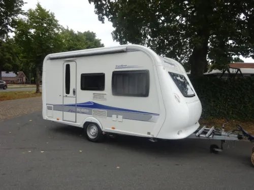 Hobby Excellent 400 SF  foto: 1