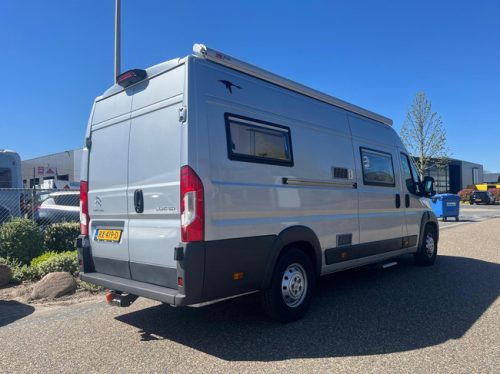 Citro&euml;n Jumper 35 2.2 HDI | Van conversion | Camera | Cruise | Awning | Towbar | Bearlock | Pilot seats | 2 Single beds | Webasto auxiliary heater photo: 4