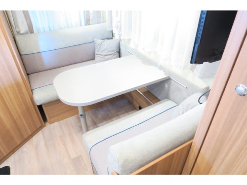 Weinsberg CaraOne Edition HOT 390 QD MOVER+CASSETTEL.+FIETSEND photo: 5