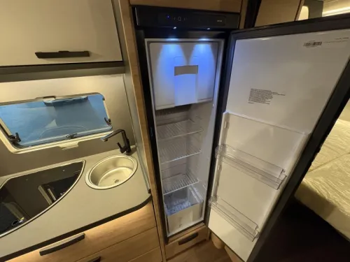 Knaus L!ve Ti 650 MEG Platinum / low beds photo: 13