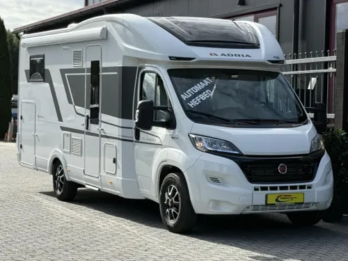 Adria Matrix Plus 670 SC Queensbed - AUTOMATIK Foto: 3