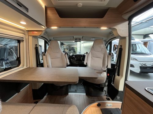 Weinsberg CaraBus 630 ME [FIRE] GRATIS AUTOMAAT  Foto: 8