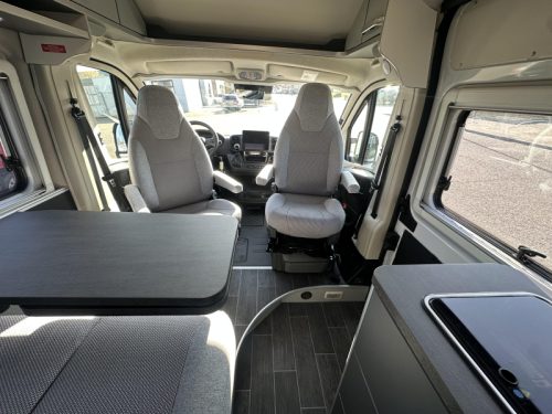 Weinsberg CaraBus 600 MQ 360 park|5 seatbelts|lion photo: 5