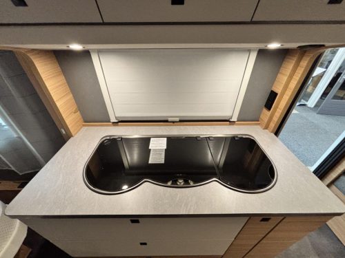 Dethleffs Summer Edition 530 DR 2027 air conditioning+floor heating photo: 8