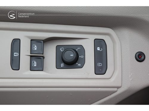 Volkswagen California Beach Tour 1.5 eHybrid 180 kW / 245 PK DSG 4Motion photo: 22