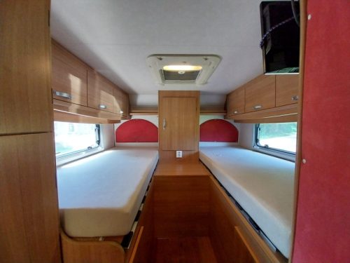Rimor Europeo starter Motorhome single beds photo: 14