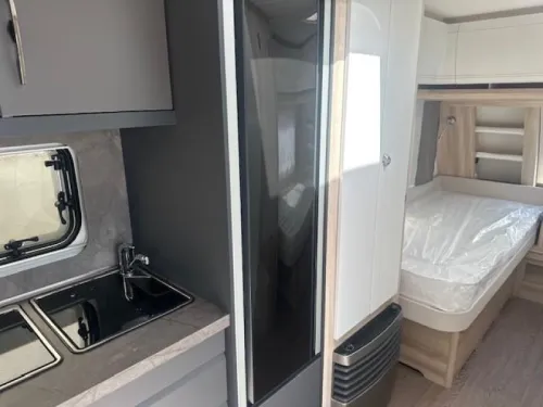 Hobby De Luxe 540 UL photo: 7