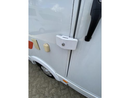 Carado T 345 teilintegriertes Wohnmobil Foto: 5