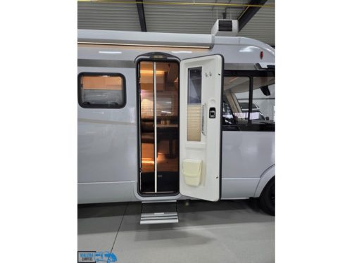 Hymer BMC-I 580 * Autom&aacute;tico 177cv* Full extras* Sistema de nivelaci&oacute;n foto: 1