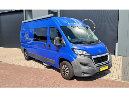 Peugeot Boxer Solar panel / Single beds