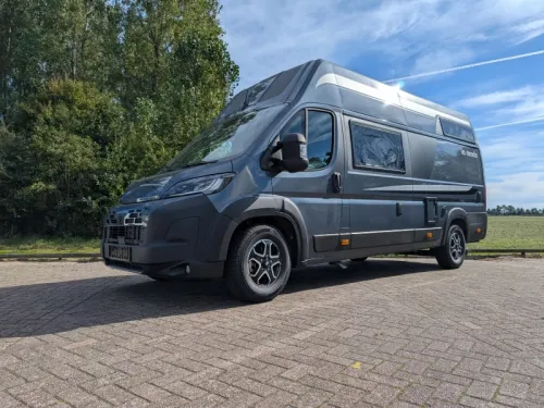 La Strada Avanti 180hp Autom. single beds photo: 1