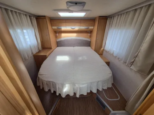 Adria Coral S 690 SP Queensbed, porte-v&eacute;los photo : 12
