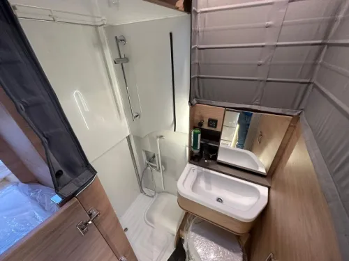 Knaus Tourer CUVision 500 MQ Vansation met hefdak  foto: 13