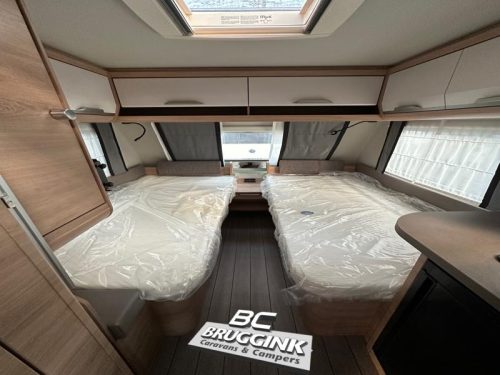 Knaus Sudwind Black Selection 500 EU SINGLE BED FLOOR HEATING photo: 8