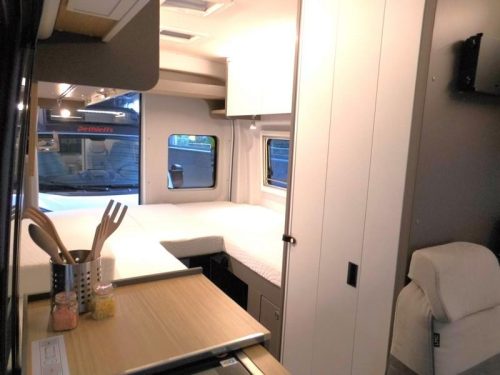 LMC Innovan 592 16400,= VORTEIL FULL OPT Foto: 6