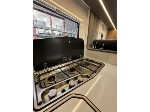 Adria Coral XL Plus 670 SL - FAMILIENWOHNMOBIL  Foto: 16