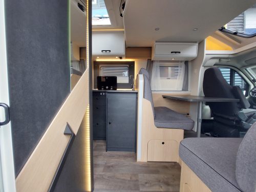 Sunlight T 67 S Automatic / Single beds  photo: 3