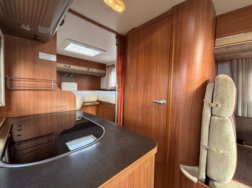 Adria COMPACT SL 2010 single beds 1 owner photo: 11