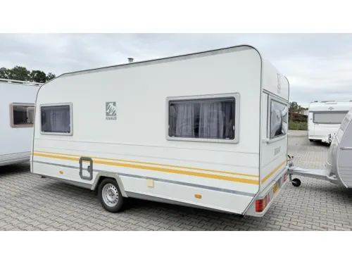 Knaus Sudwind 450 dinette transverse bed toilet photo: 12