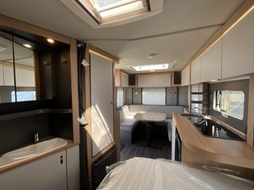 Knaus Sport 450 FU FRENCH BED-MOVER-NEW photo: 4