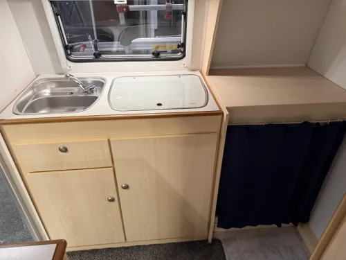Kip Kompakt Special 37 EK 2 BETTEN ODER GROSSES BETT ZELT Foto: 6