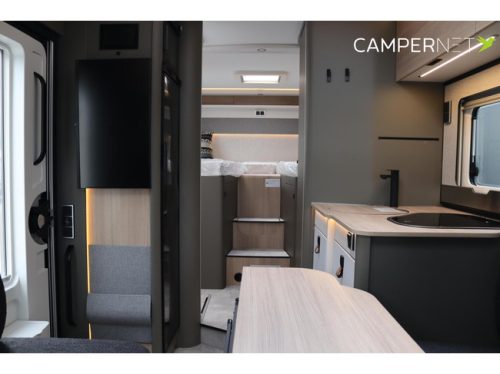 Hymer GT-S 685 170hp Automatic | Face to Face | Oven | Diesel heating | Winter package | Separate Shower | Single beds | New from v photo: 9