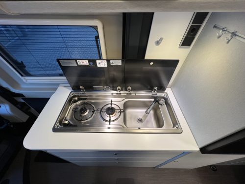 Hymer Free 600 Transverse bed+Pop-top roof 9T AUTOMATIC CARPLAY TOW HITCH photo: 7