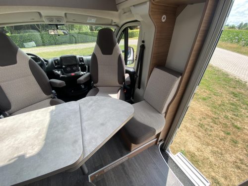 Knaus Vansation 650 MEG 2 Einzelbetten Foto: 14