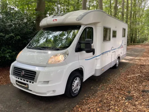 Adria Coral S 690 SP Queensbed Airco 2009 photo: 3