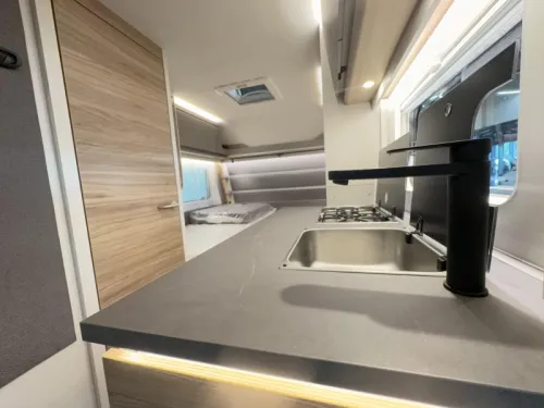 Dethleffs Nomad 460 EL single beds / external gas photo: 13